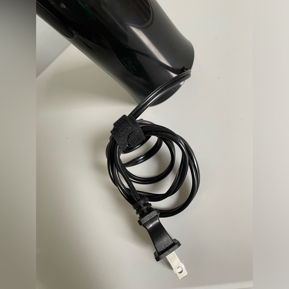 Salton Essentials Coffee, Spice & Herb Electric Grinder in Black - Picture 9 of 13